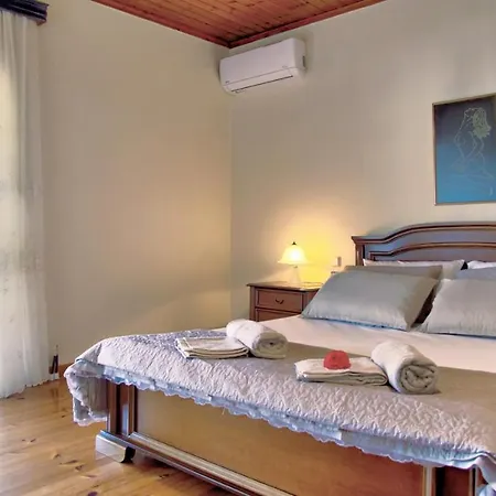 Holiday home Eftichia Ano Pavliana