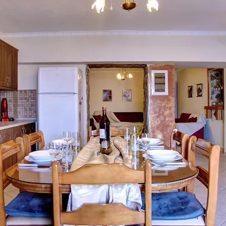 Eftichia * Ano Pavliana