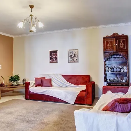 Eftichia Nyaraló Ano Pavliana